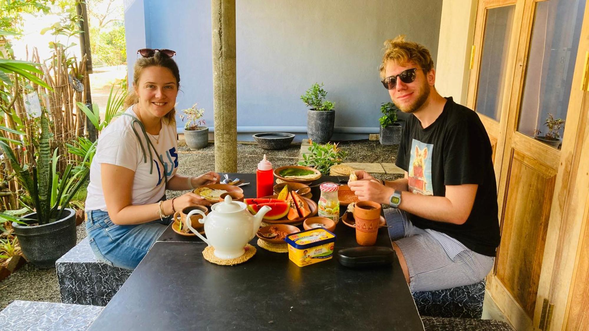 Ayubowan Hiriketiya Lägenhet Dikwella Exteriör bild